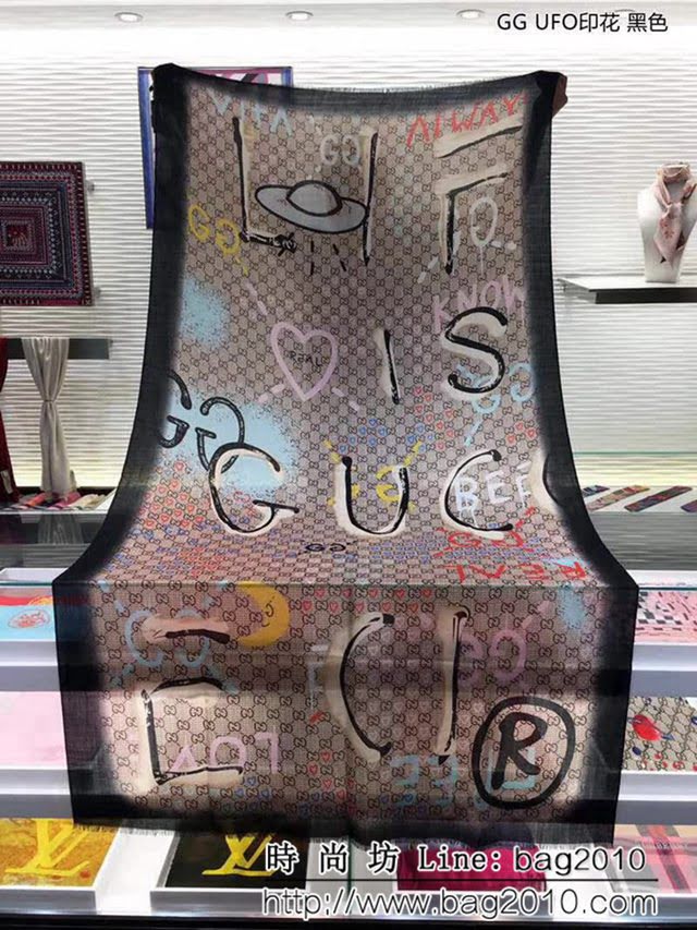 GUCCI古馳海外原版 logo花紋圖案羊絨長圍巾 LLWJ6938